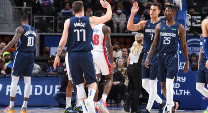 76851EF4-6C48-4662-847B-472007B607B8